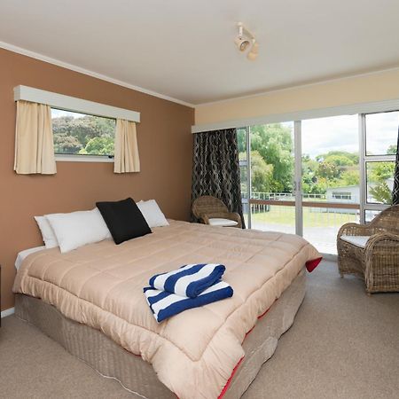 Waitangi Beach House Esterno foto