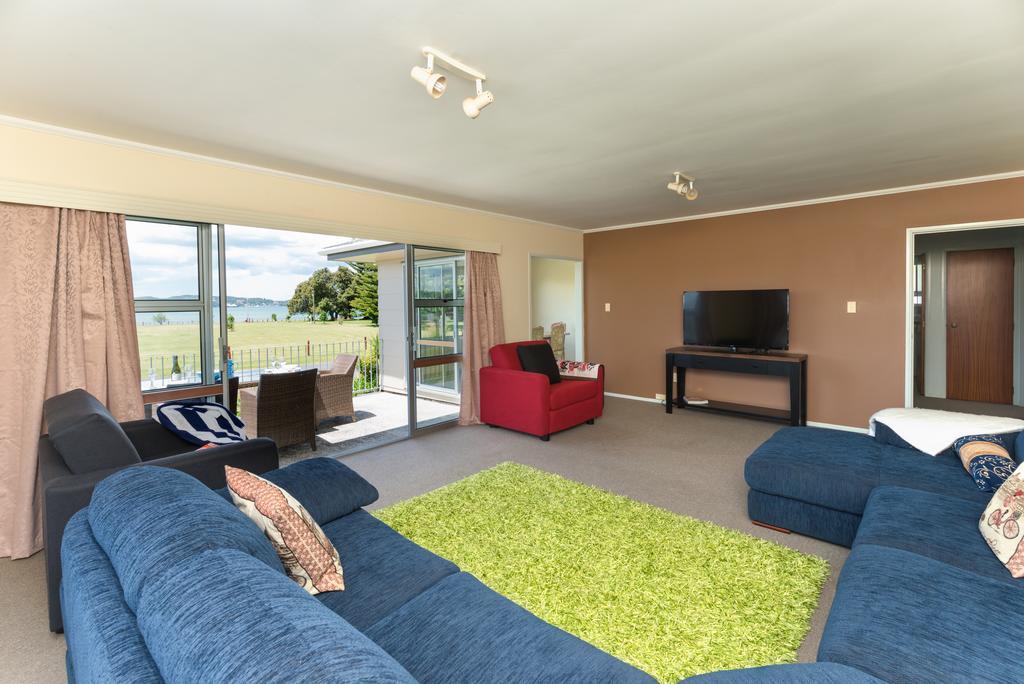 Waitangi Beach House Camera foto